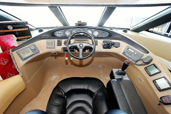 Carver-570 Voyager Pilothouse 2001 -Ruskin-Florida-United States-6039843