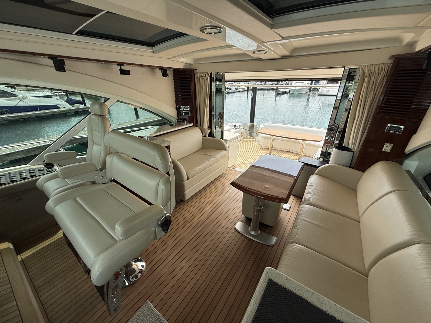 Sea Ray-60 Sundancer 2009-Rip Tide V Chicago-Illinois-United States-6187985 | Thumbnail