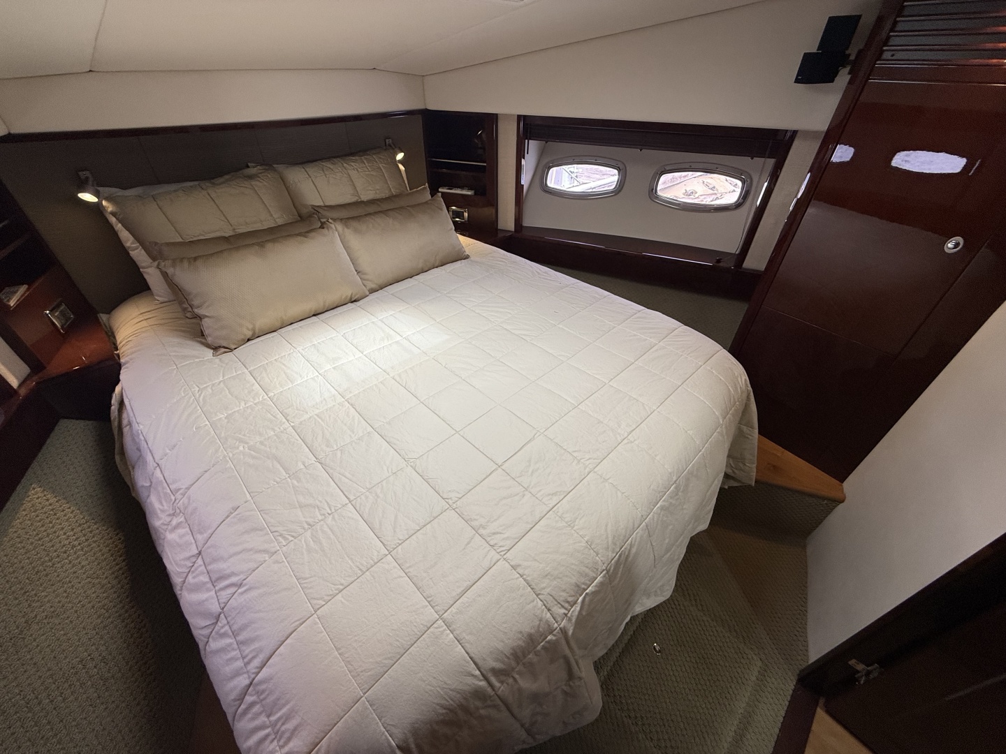 Sea Ray-60 Sundancer 2009-Rip Tide V Chicago-Illinois-United States-6188006 | Thumbnail