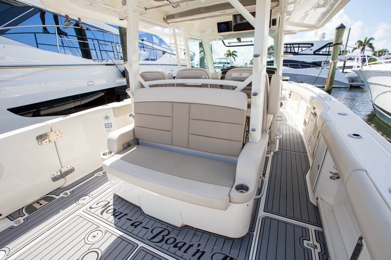 Boston Whaler-380 Outrage 2019-Moat-A-Boatin Dania Beach-Florida-United States-6039861 | Thumbnail