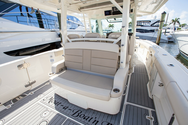 Boston Whaler-380 Outrage 2019-Moat-A-Boatin Dania Beach-Florida-United States-6039861