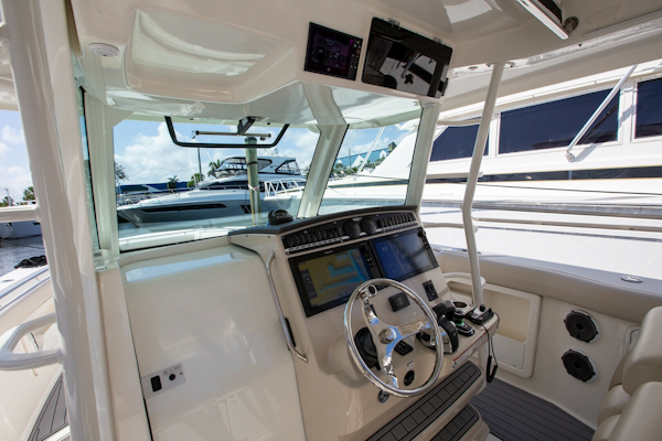 Boston Whaler-380 Outrage 2019-Moat-A-Boatin Dania Beach-Florida-United States-6039865
