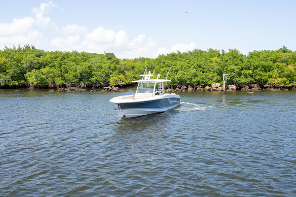 Boston Whaler-380 Outrage 2019-Moat-A-Boatin Dania Beach-Florida-United States-6039870