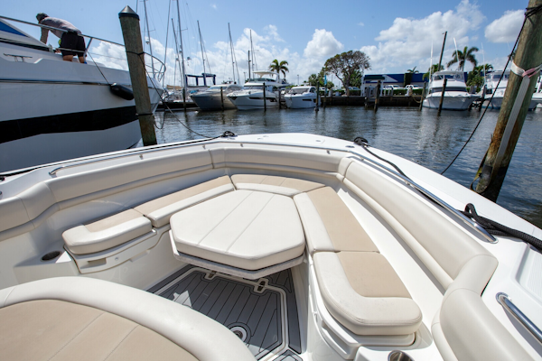 Boston Whaler-380 Outrage 2019-Moat-A-Boatin Dania Beach-Florida-United States-6039868