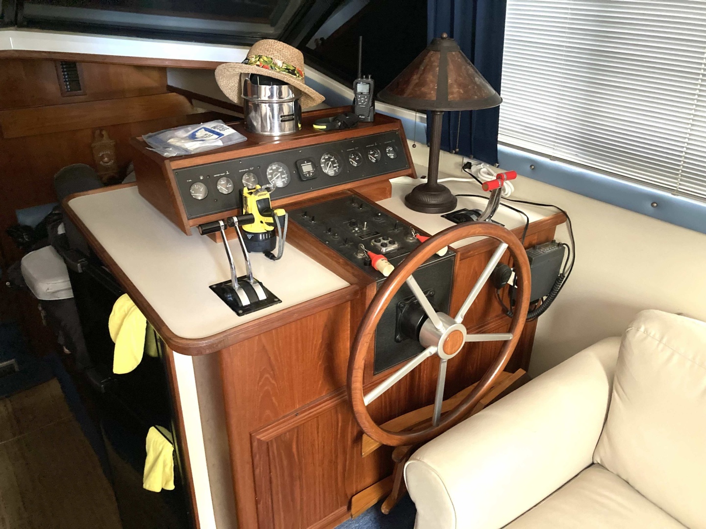 Carver-3807 1989-Lady J Port Charlotte-Florida-United States-6040332 | Thumbnail
