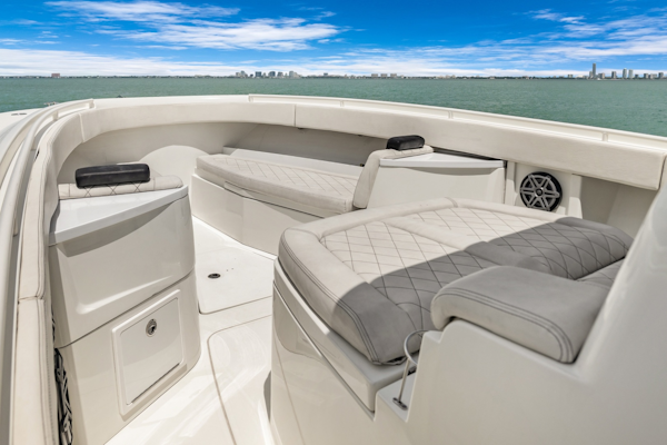 HCB-3900 Speciale 2017 -Miami-Florida-United States-2017 HCB 3900 Speciale -6085831