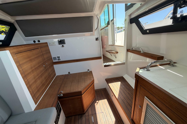 Axopar-37 Cabin 2018-Venture Off Naples-Florida-United States-6041150