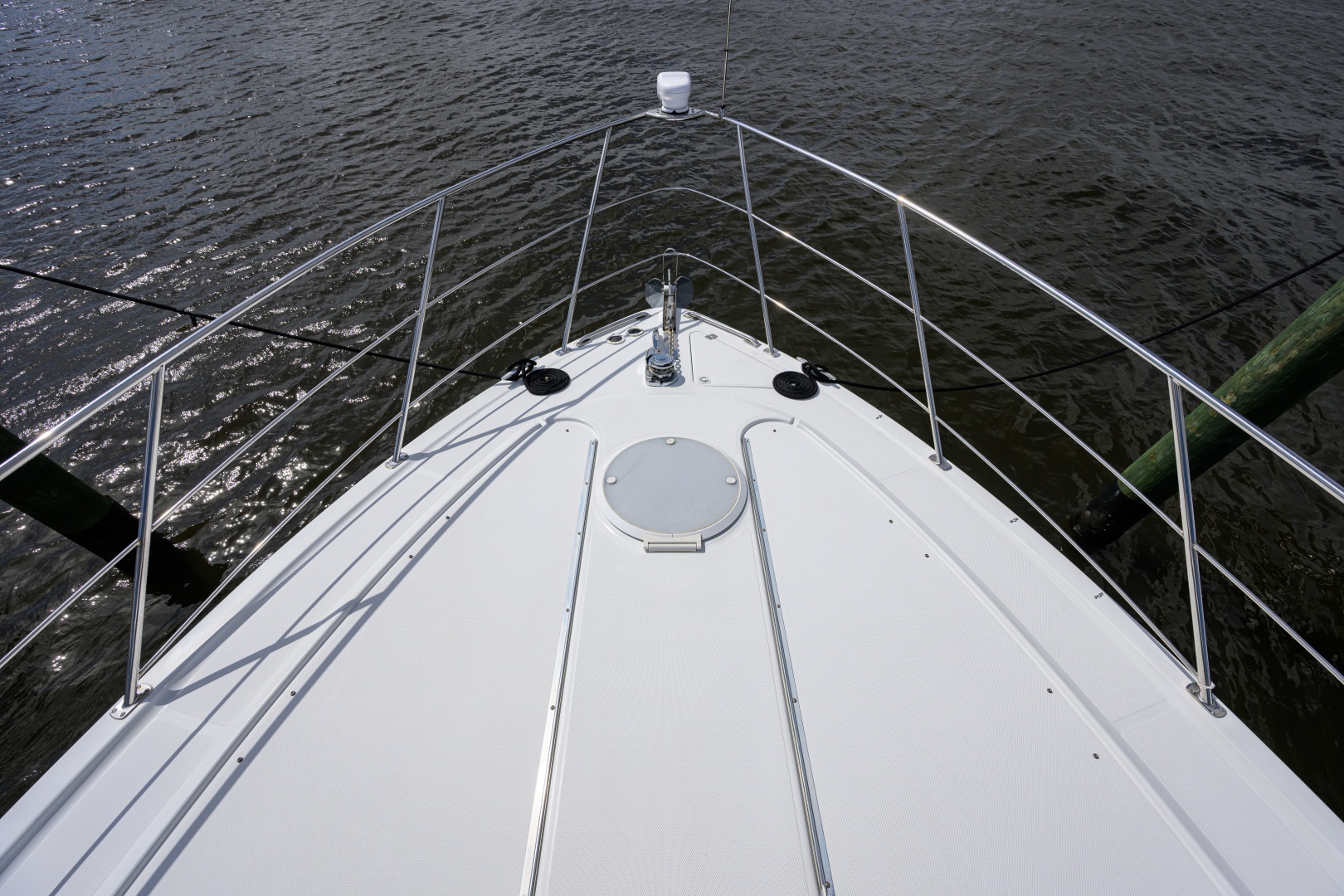 Carver-444 2003-Great Adventure Stuart-Florida-United States-Carver 444  Great Adventure-6042133 | Thumbnail