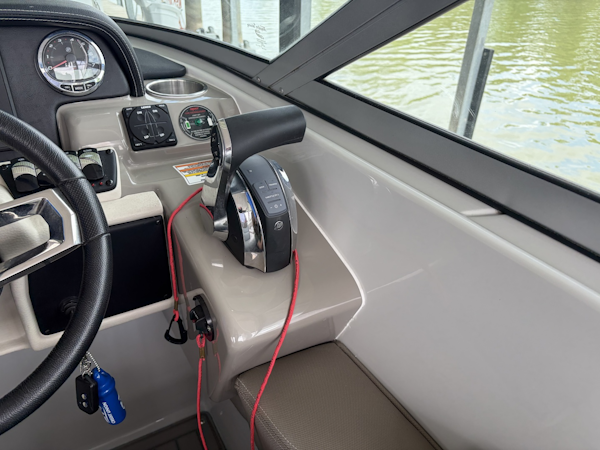 Crownline-Eclipse E30 2018 -LOUDON-Tennessee-United States-6065656
