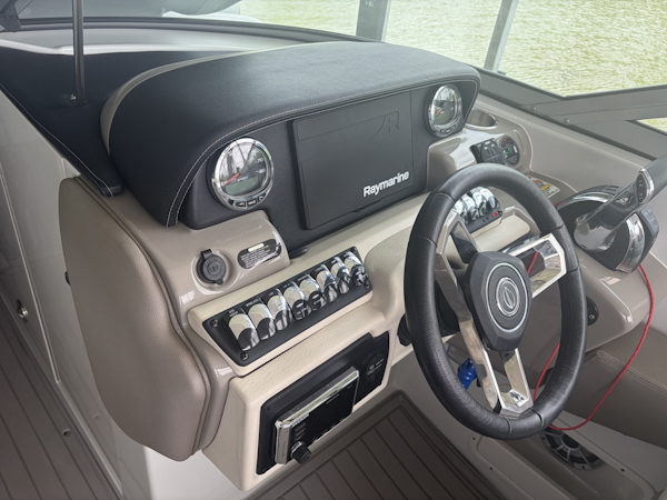 Crownline-Eclipse E30 2018 -LOUDON-Tennessee-United States-6065704