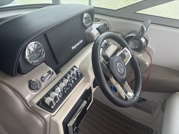Crownline-Eclipse E30 2018 -LOUDON-Tennessee-United States-6065702