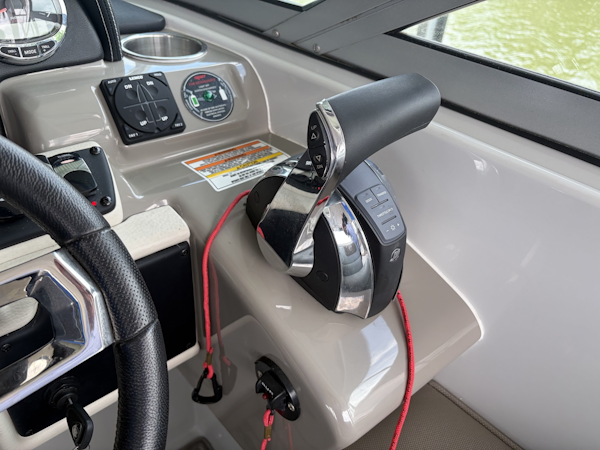 Crownline-Eclipse E30 2018 -LOUDON-Tennessee-United States-6065680