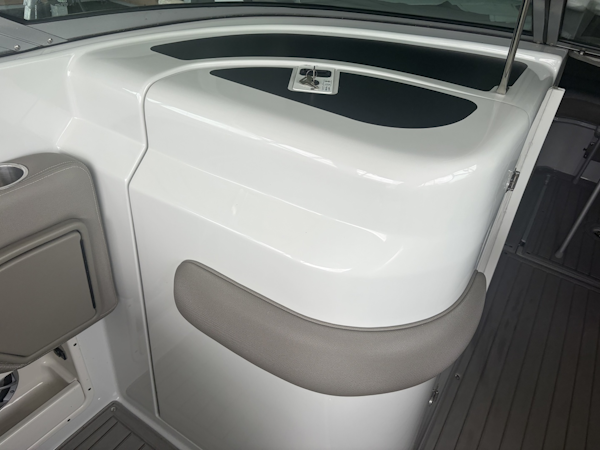 Crownline-Eclipse E30 2018 -LOUDON-Tennessee-United States-6065696