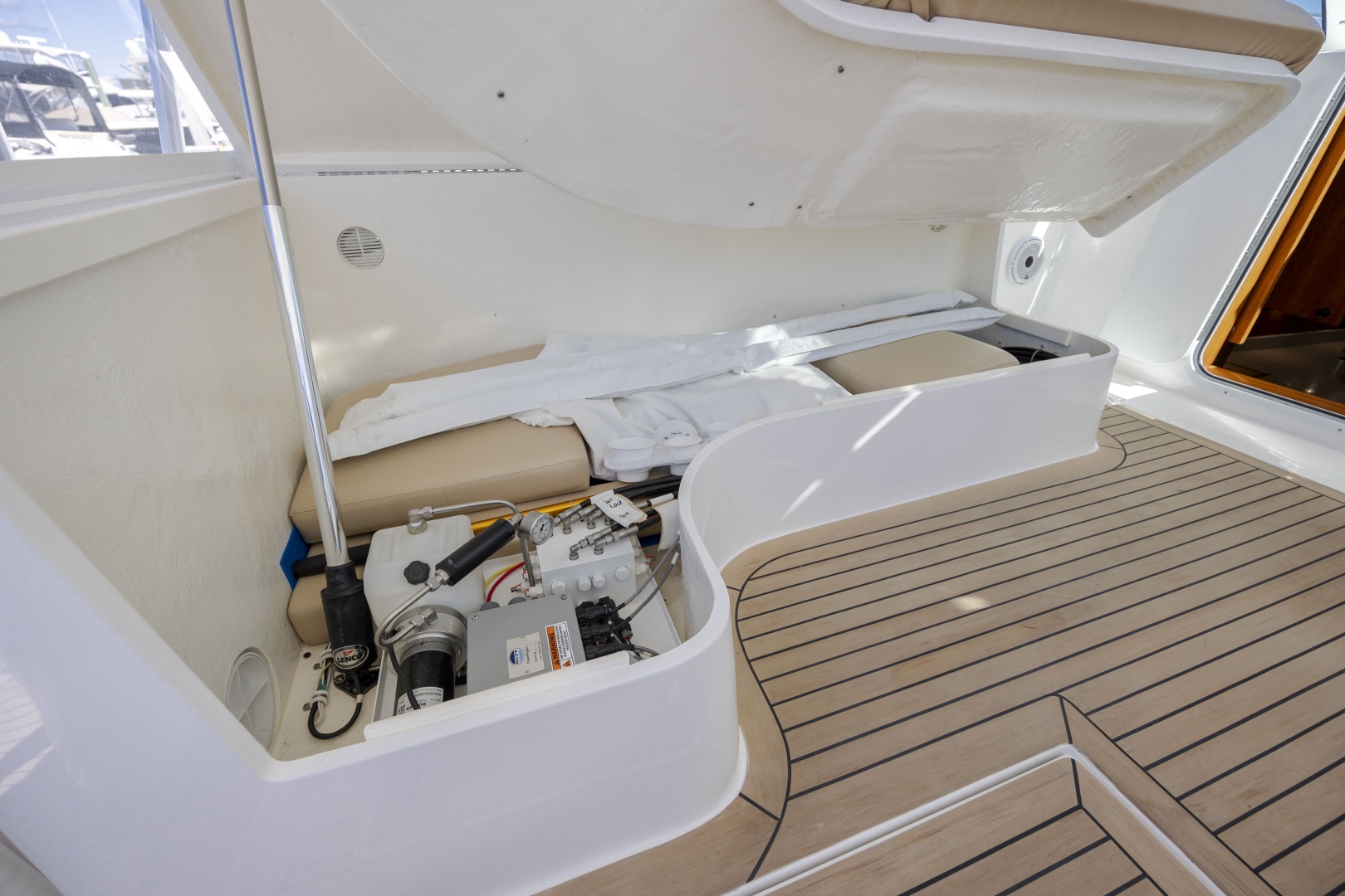 Albemarle-410 Express Fisherman 2019-Box Office Wrightsville Beach-North Carolina-United States-6043201 | Thumbnail