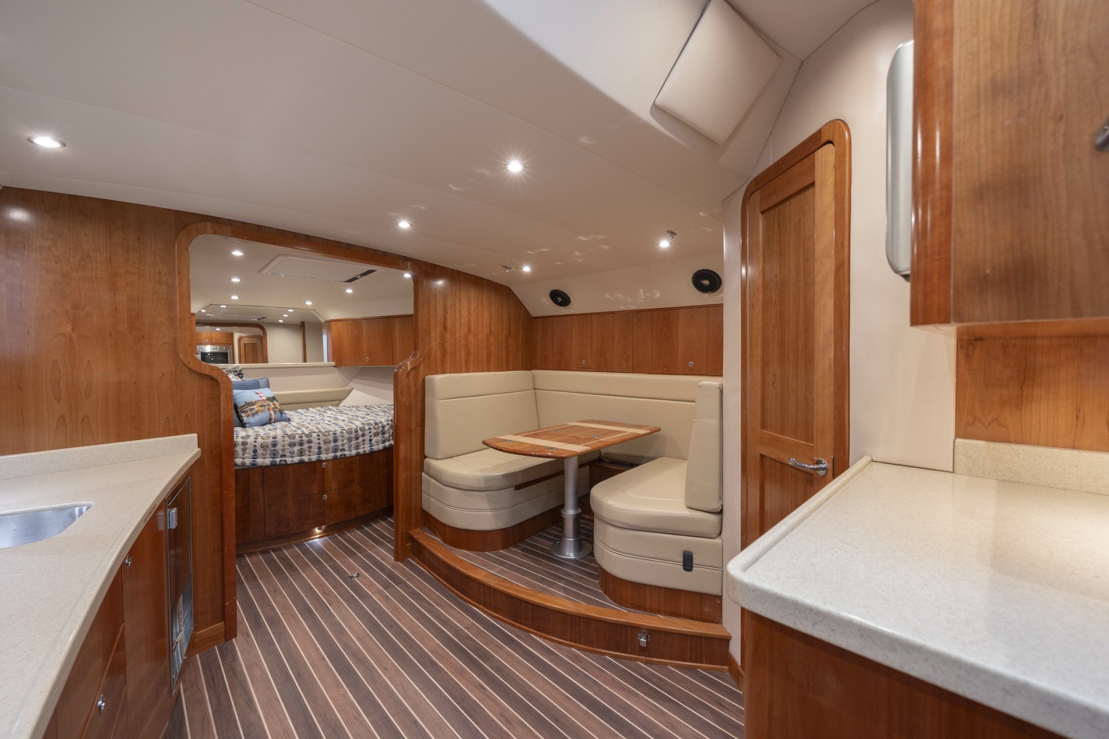 Albemarle-410 Express Fisherman 2019-Box Office Wrightsville Beach-North Carolina-United States-6043097 | Thumbnail