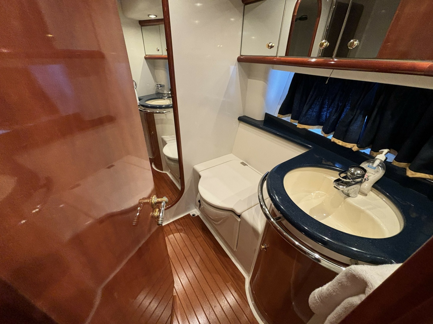 Sunseeker-Predator 63 1999 -Tortola-Virgin Islands (British)-6043774 | Thumbnail