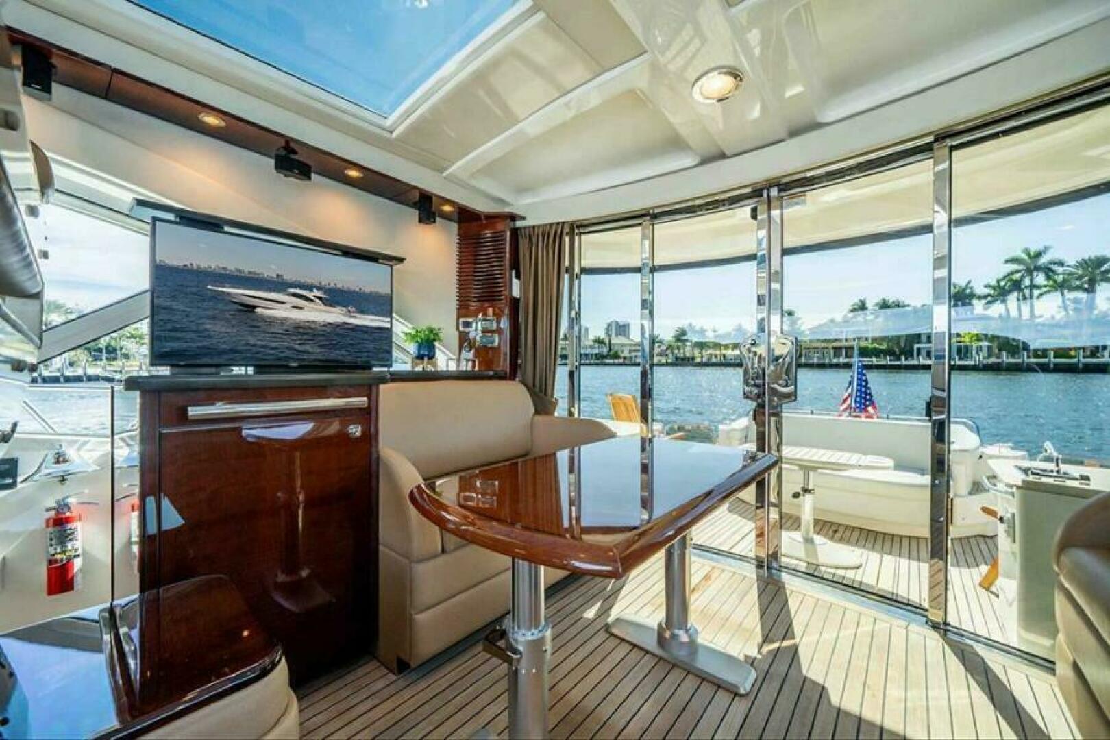 Sea Ray-610 Sundancer 2012-RECON ROYALE Grand Rivers-Kentucky-United States-Upper salon-6044598 | Thumbnail