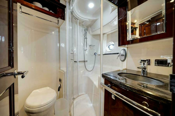 Sea Ray-610 Sundancer 2012-RECON ROYALE Grand Rivers-Kentucky-United States-Guest head with shower and vanity-6044624