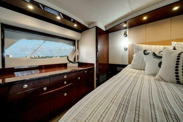 Sea Ray-610 Sundancer 2012-RECON ROYALE Grand Rivers-Kentucky-United States-Storage in the master stateroom-6044725