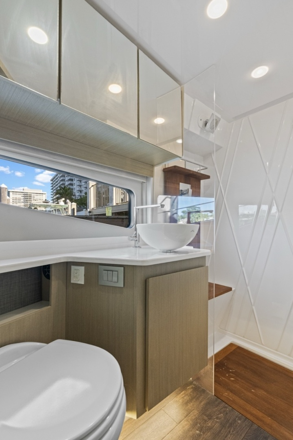 Regal-42 Fly 2020-Wanderlust Fort Lauderdale-Florida-United States-6045337