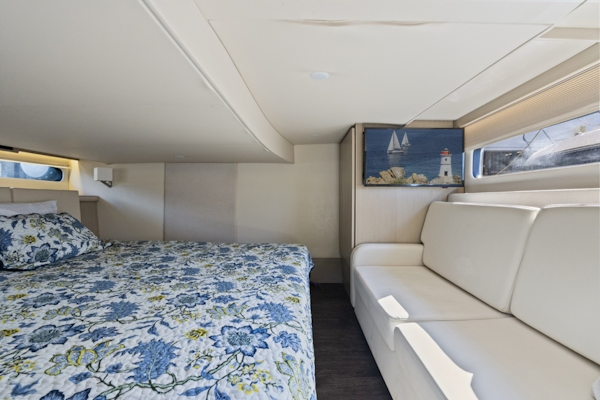 Regal-42 Fly 2020-Wanderlust Fort Lauderdale-Florida-United States-6045339