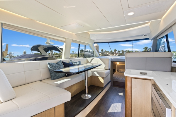 Regal-42 Fly 2020-Wanderlust Fort Lauderdale-Florida-United States-6045329