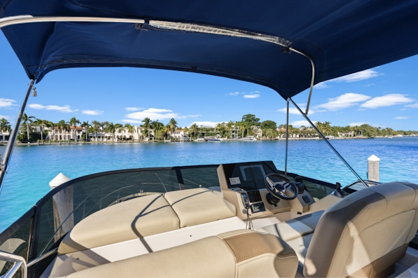 Regal-42 Fly 2020-Wanderlust Fort Lauderdale-Florida-United States-6045328