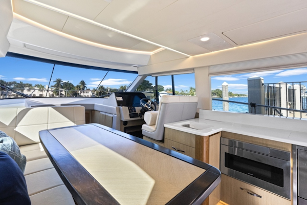 Regal-42 Fly 2020-Wanderlust Fort Lauderdale-Florida-United States-6045331