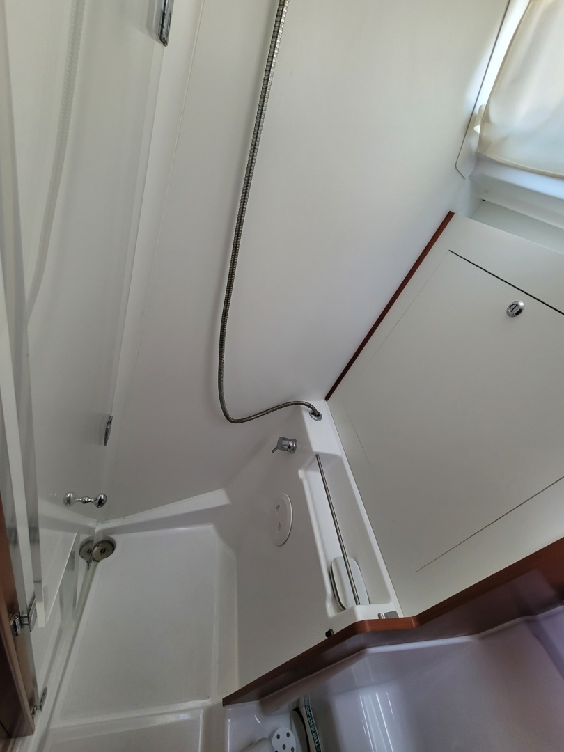 Beneteau-Oceanis 45 2015-Wind Shadow Norwalk-Connecticut-United States-6045584 | Thumbnail