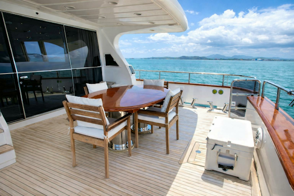 Falcon-Falcon 102 Flybridge 2005-NORTHSTAR I Panama-6056056
