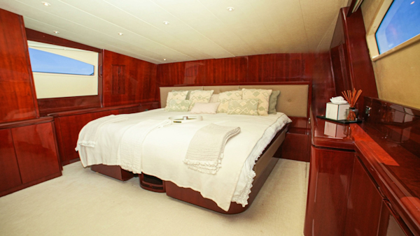 Falcon-Falcon 102 Flybridge 2005-NORTHSTAR I Panama-6056068