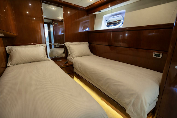 Falcon-Falcon 102 Flybridge 2005-NORTHSTAR I Panama-6056084