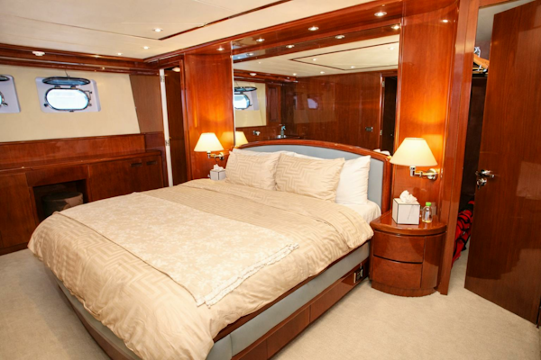 Falcon-Falcon 102 Flybridge 2005-NORTHSTAR I Panama-6056076