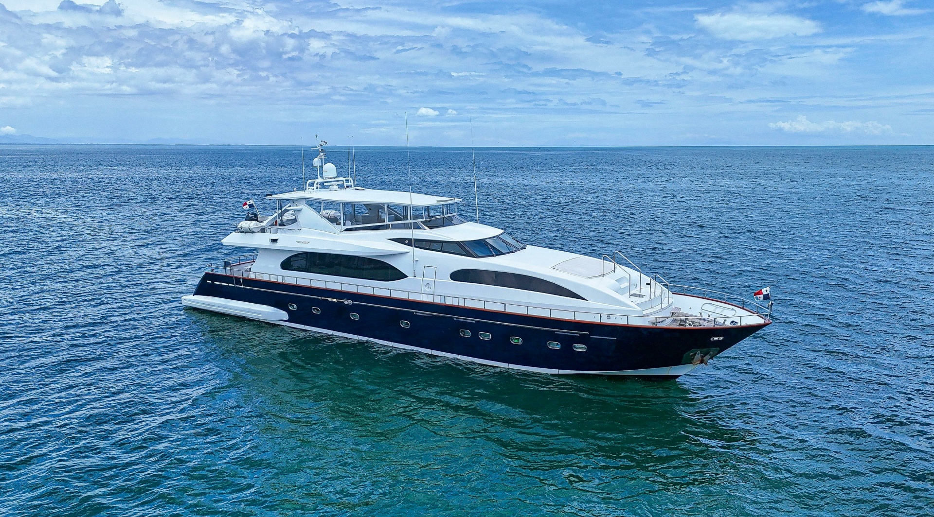 Falcon-Falcon 102 Flybridge 2005-NORTHSTAR I Panama-6056048 | Thumbnail