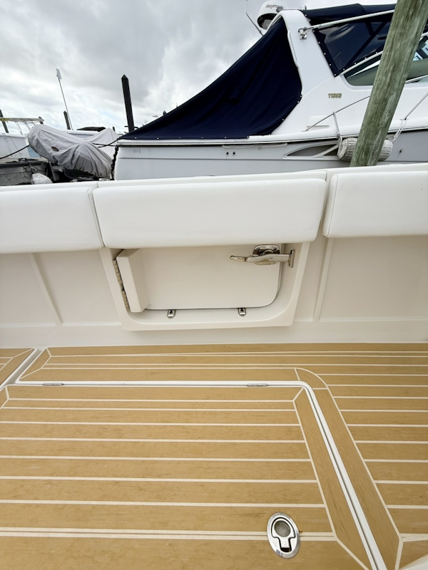 Jupiter-38HFS 2020-PLAYPEN Stuart-Florida-United States-Jupiter 38  PLAYPEN  Dive Door-6045814
