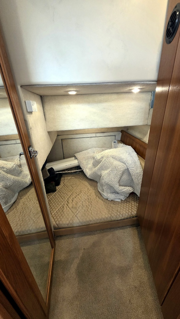 Bayliner-4087 CPMY 1999-Gallivanting Norfolk-Virginia-United States-Midship Guest Stateroom Aft-6048208