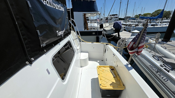 Bayliner-4087 CPMY 1999-Gallivanting Norfolk-Virginia-United States-Cockpit Starboard-6048187