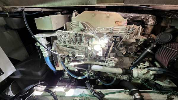 Bayliner-4087 CPMY 1999-Gallivanting Norfolk-Virginia-United States-Starboard Main Engine-6048223