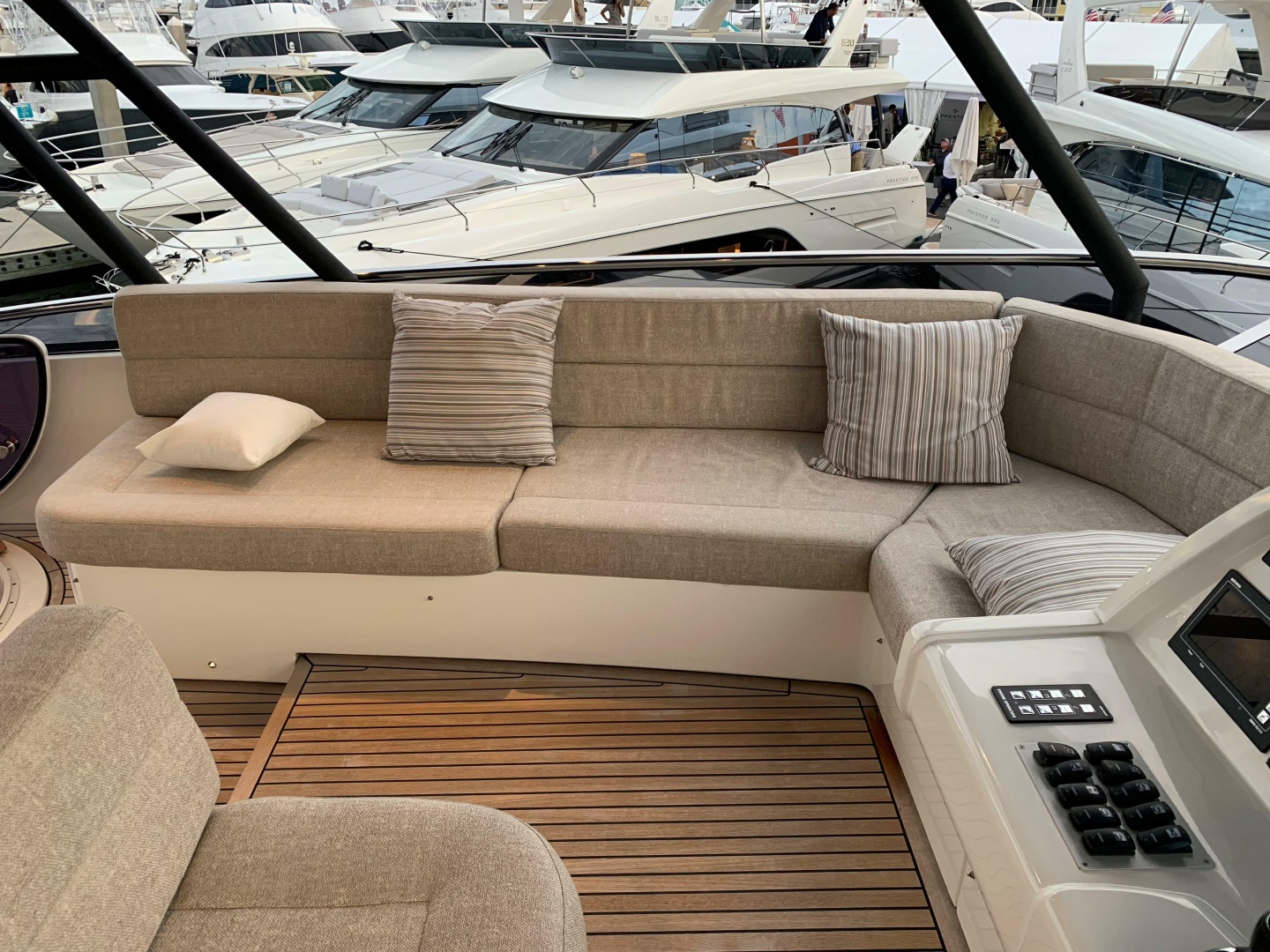 Monte Carlo Yachts-MCY 65 2018-Remedy Fort Lauderdale-Florida-United States-6048089 | Thumbnail