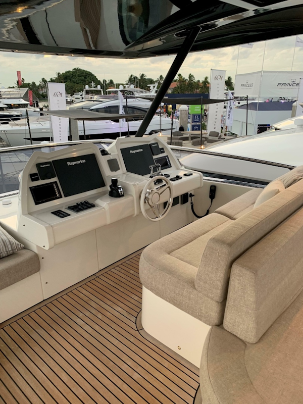 Monte Carlo Yachts-MCY 65 2018-Remedy Fort Lauderdale-Florida-United States-6048091