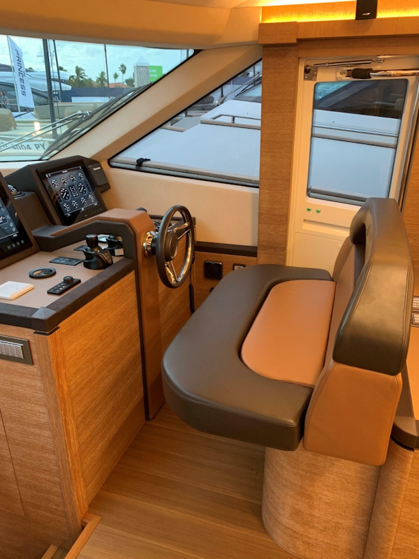 Monte Carlo Yachts-MCY 65 2018-Remedy Fort Lauderdale-Florida-United States-6048103
