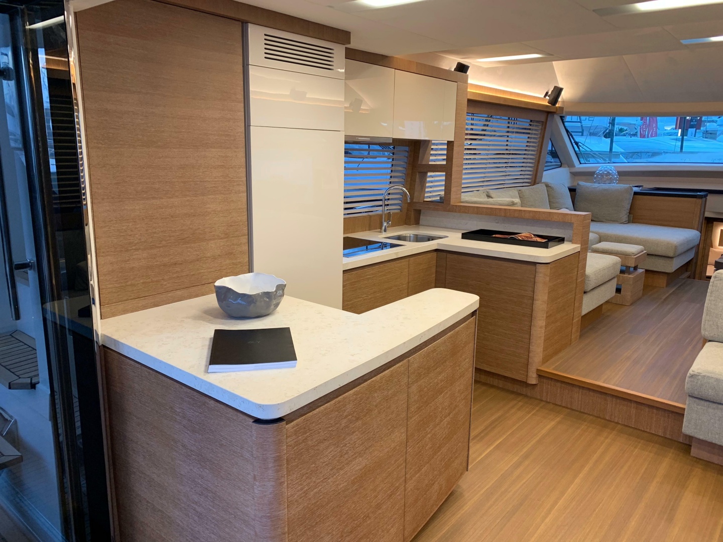 Monte Carlo Yachts-MCY 65 2018-Remedy Fort Lauderdale-Florida-United States-6048098 | Thumbnail