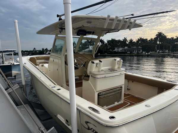 Scout-300 LXF 2017 -Delray Beach-Florida-United States-6780882