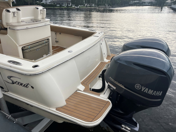 Scout-300 LXF 2017 -Delray Beach-Florida-United States-6780881