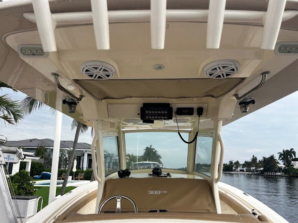 Scout-300 LXF 2017 -Delray Beach-Florida-United States-6780877