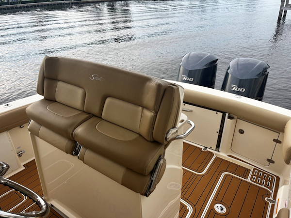 Scout-300 LXF 2017 -Delray Beach-Florida-United States-6780873