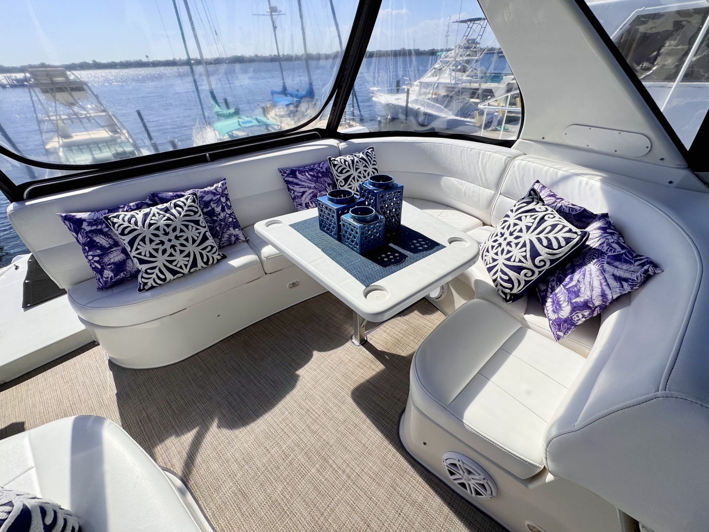 Carver-Voyager 530 1998 -Shalimar-Florida-United States-Carver Voyager 530 -6050017 | Thumbnail