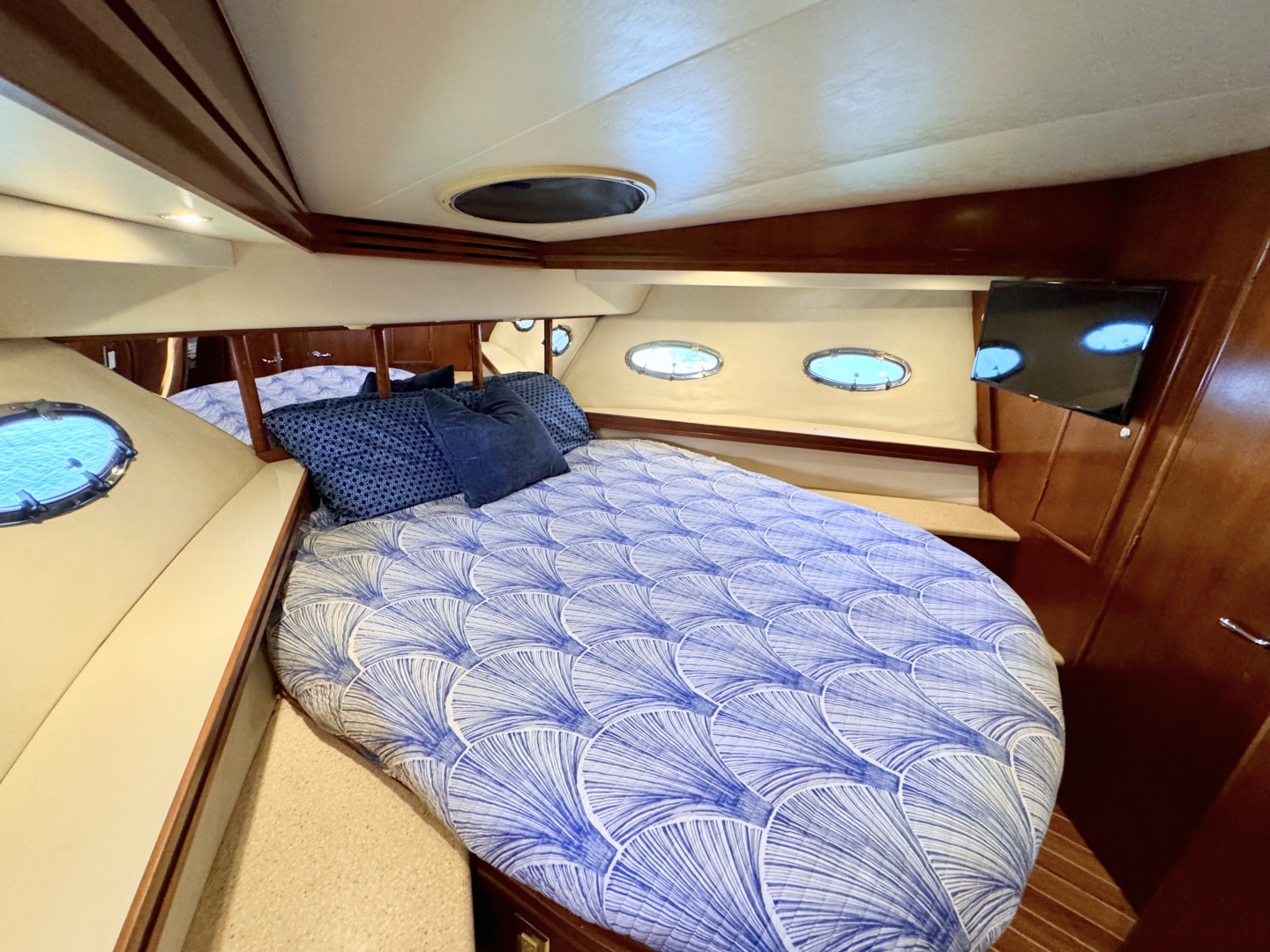 Carver-Voyager 530 1998 -Shalimar-Florida-United States-Carver Voyager 530 -6050013 | Thumbnail