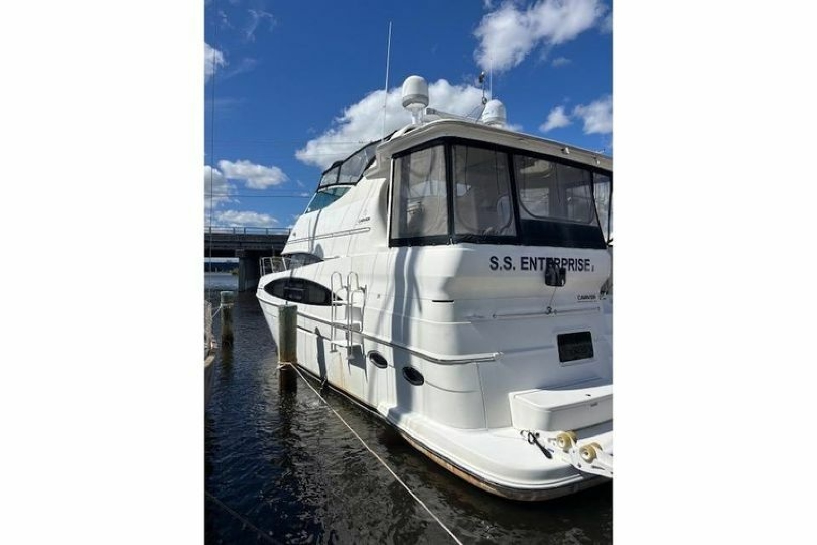 Carver 2004 -Merritt Island-Florida-United States-6048334 | Thumbnail