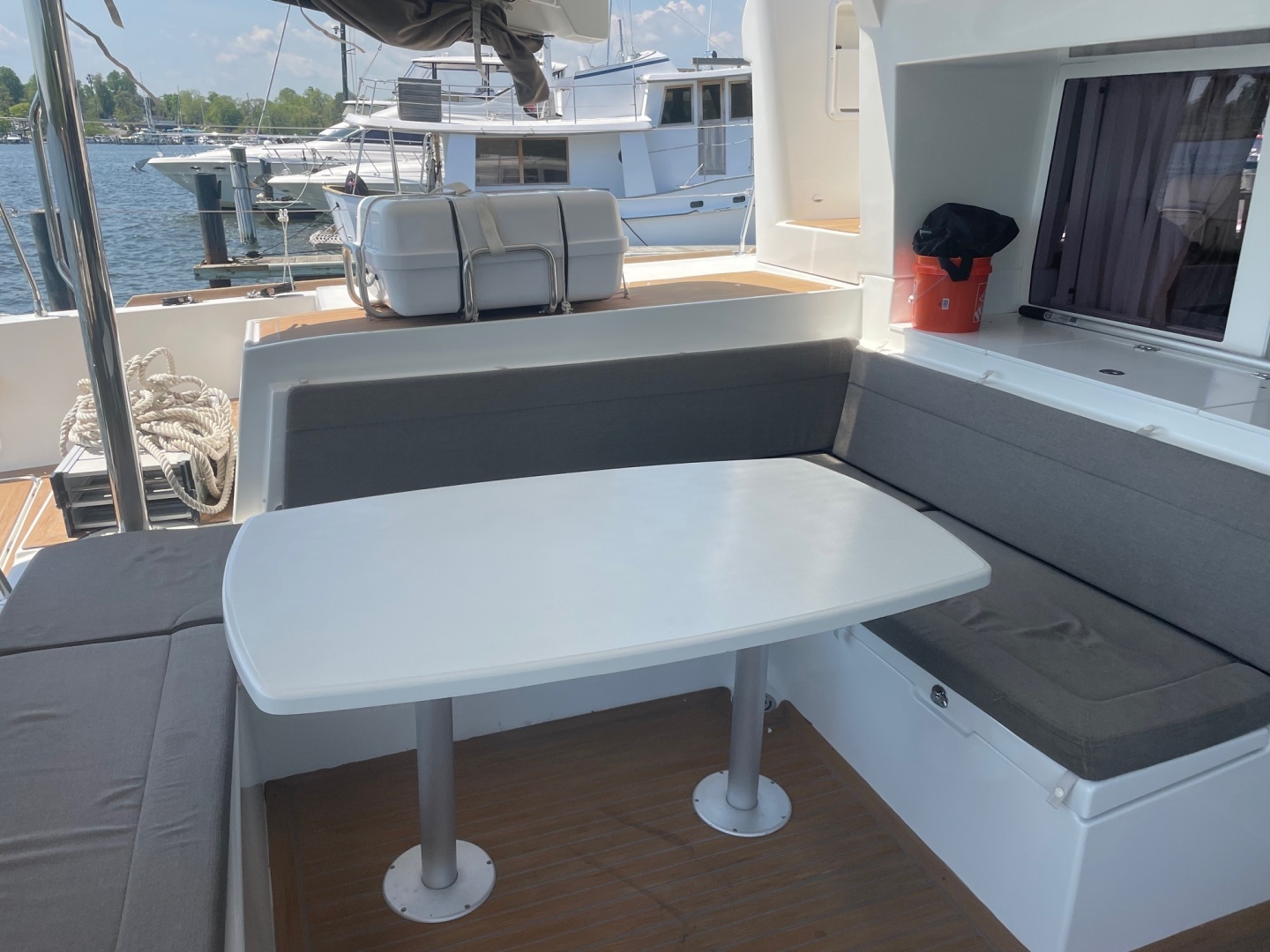 Lagoon-450F 2016-Sacre Bleu Edgewater-Maryland-United States-6055293 | Thumbnail